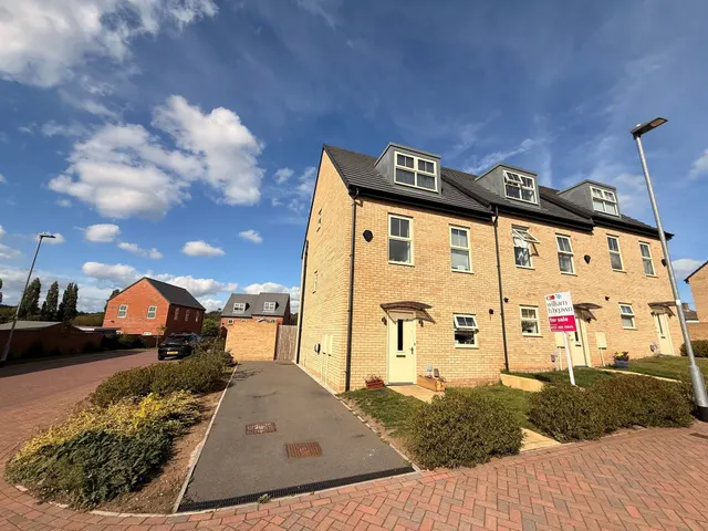 Hutton Road, Leeds, LS14, photo 1