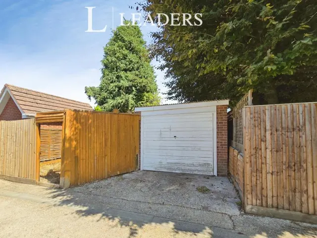 Grove Road, Gosport, PO12, photo 3