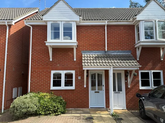 Millfield Gardens, Ipswich, photo 1