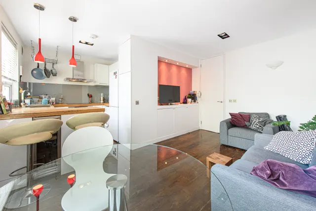 37e St Julians Road, London, photo 1