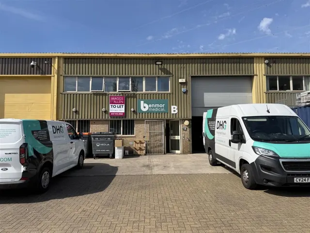 Victoria Road, Avonmouth, Bristol, BS11 9DB, photo 1