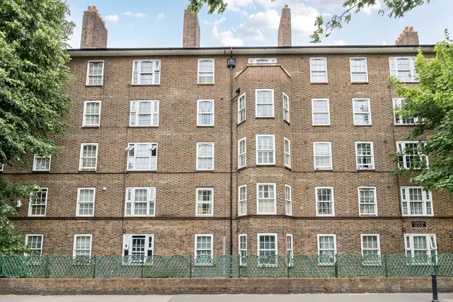 Photo 2 — 48 Cardiff House, Peckham Park Road, London