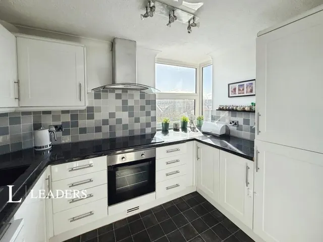Shelley Road, Worthing, BN11, photo 3
