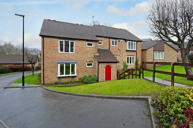 Ryefield Gardens, Ecclesall, photo 1