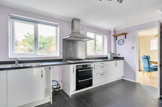 Anders Road, South Wonston, SO21, photo 2
