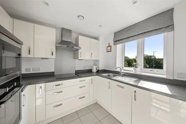 Landmark Place, Denham, photo 1