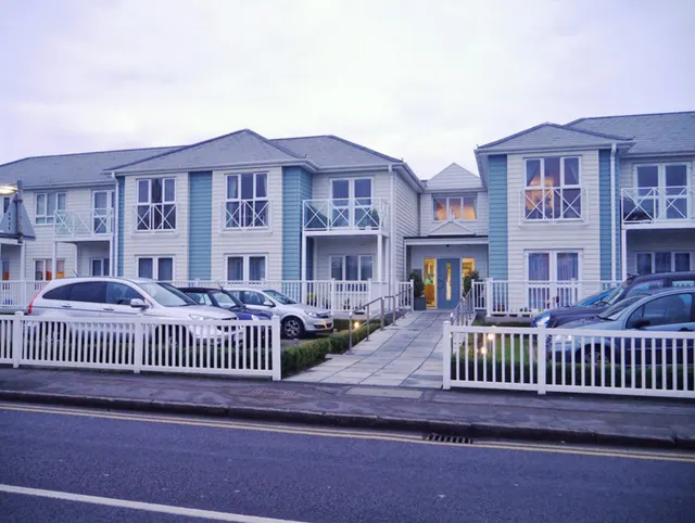 Long Road, Canvey Island, SS8, photo 1