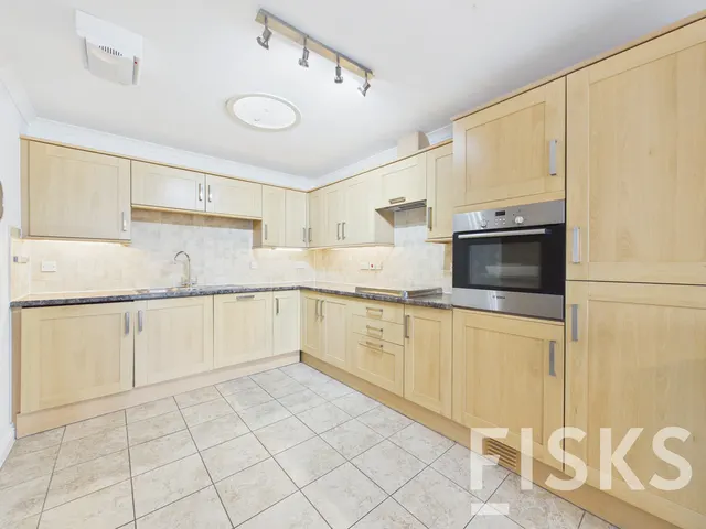 Long Road, Canvey Island, SS8, photo 3