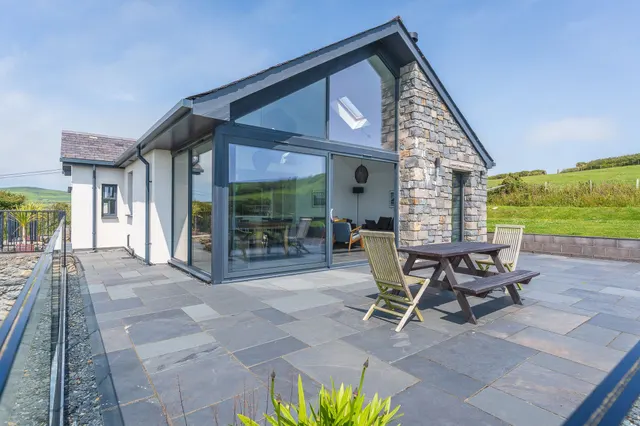 Geufron House, Aberdaron, LL53, photo 2