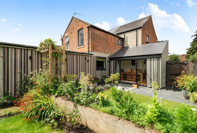 Photo 2 — Swan Road, Gloucester, GL1 3BJ