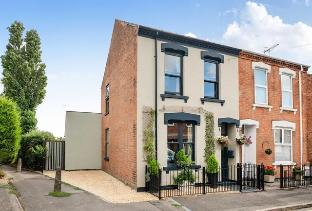 Swan Road, Gloucester, GL1 3BJ, photo 1