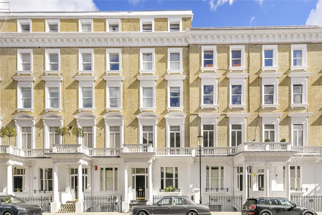 Photo 2 — Harcourt Terrace, Earls Court, London, SW10