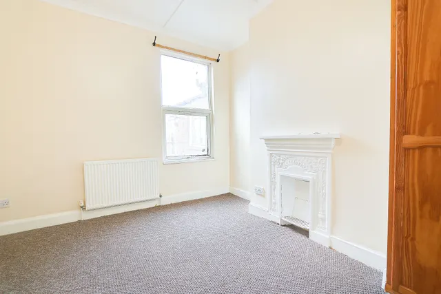 Lenham Road, Thornton Heath, CR7, photo 3