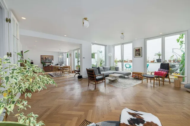 Sycamore Mews, London, SW4 0SY, photo 1