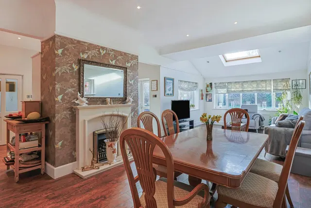 Photo 2 — Arcadia Avenue, Bournemouth