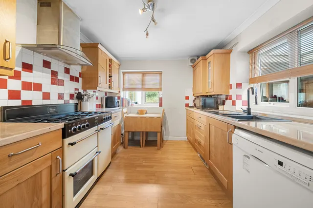 Cherry Way, Shepperton, TW17, photo 3