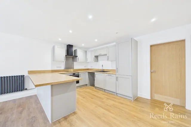 Groot Close, Sunnyside, S66, photo 2