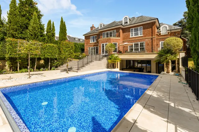 Virginia Water, Surrey, GU25 4RT, photo 1