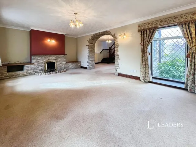 Bridge Street, Deeping St. James, PE6, photo 2