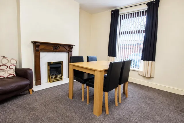 Percival Street, Darwen, BB3, photo 3
