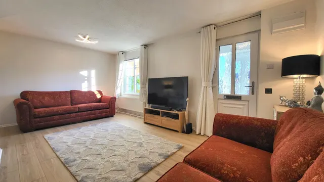 Photo 3 — Home Pasture, Werrington, Peterborough, PE4