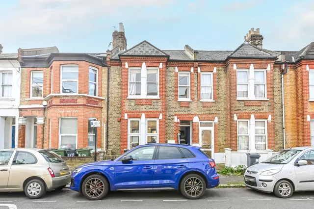 London, SW2, photo 1