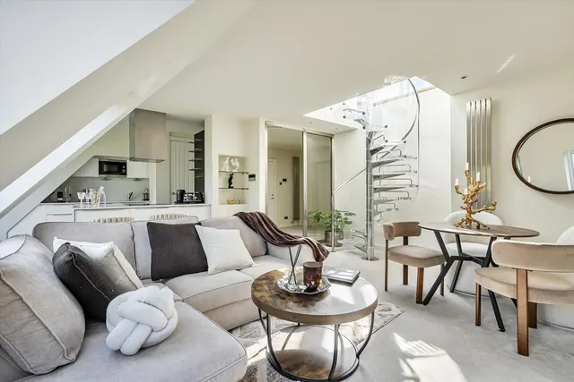 Wedderburn Road, London, NW3, photo 1