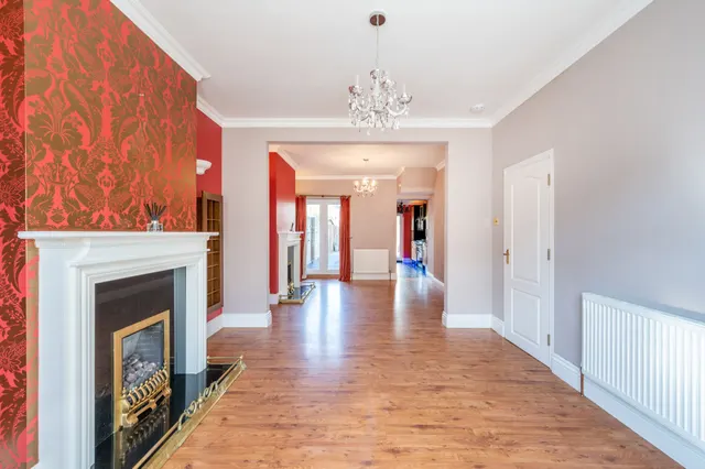 Photo 3 — 68 Elm Road, New Malden