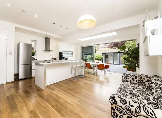 Photo 2 — Coval Road, Richmond, SW14