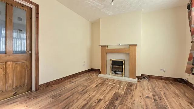 Thomas Street, Carrickfergus, BT38, photo 2