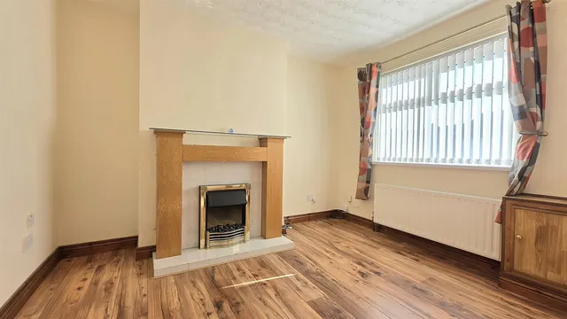 Thomas Street, Carrickfergus, BT38, photo 3