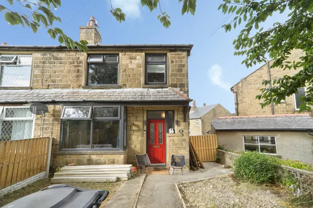 Westburn Avenue, Keighley, photo 1
