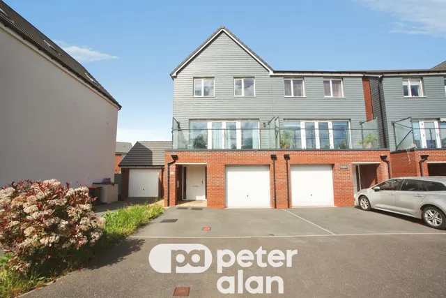 Austenite Way, Newport, NP19, photo 3