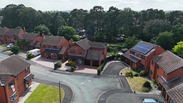 Millington Street, Rugeley, WS15 2HH, photo 1