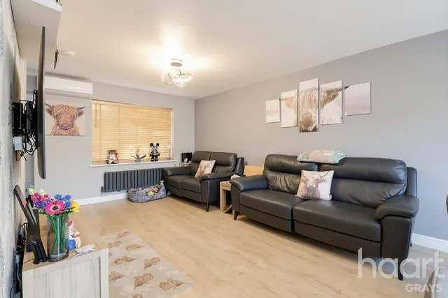 Cole Avenue, Chadwell St Mary, RM16, photo 3