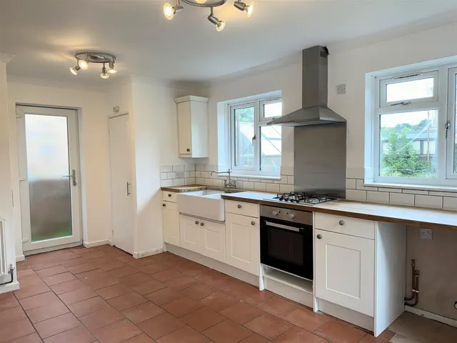Photo 3 — River Drive, Rochester, Kent ME2 3JT