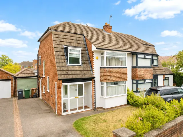 Barcombe Road, Heswall, CH60, photo 1