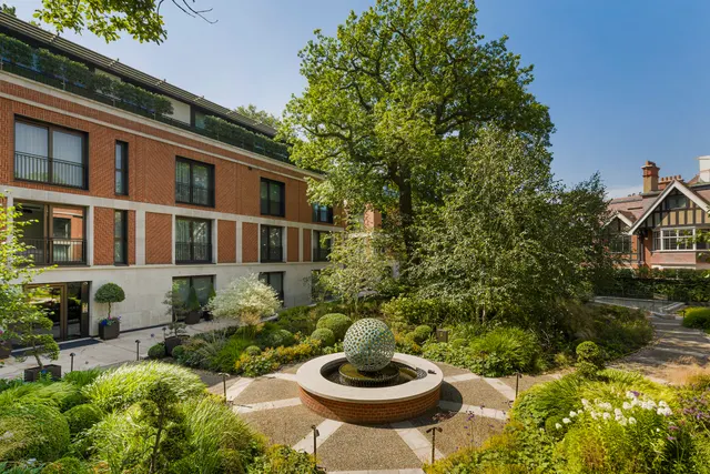 Buxmead, The Bishops Avenue, London, photo 1