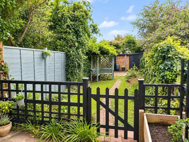 Dunstable Road, Toddington, LU5, photo 3