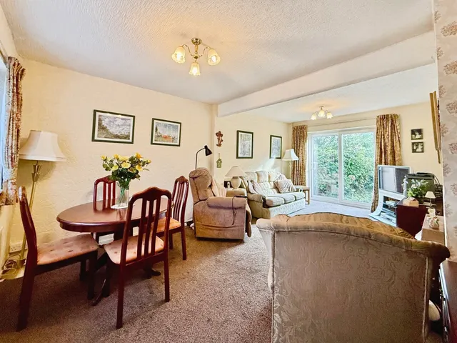 Shap Avenue, Timperley, WA15, photo 2