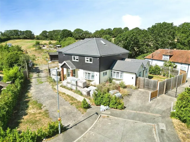 The Greenway, WICKFORD, Essex, SS11, photo 1
