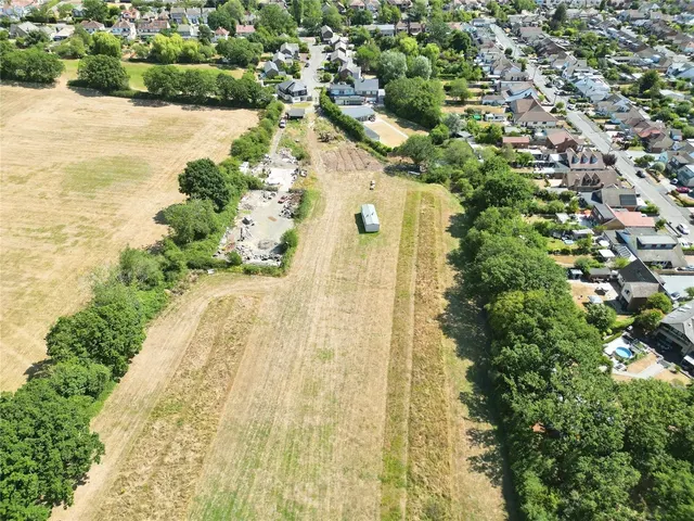 Photo 2 — The Greenway, WICKFORD, Essex, SS11