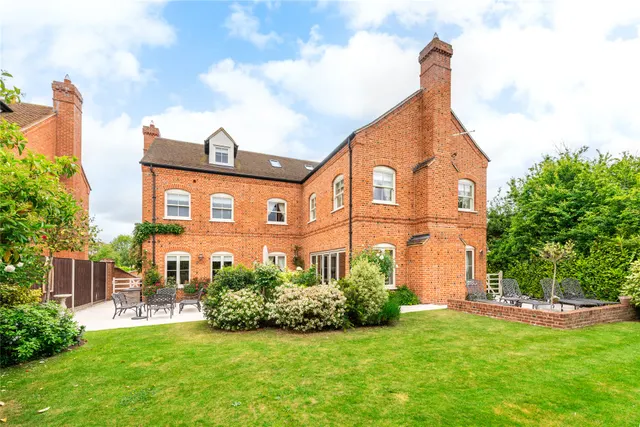 Royal Oak Lane, Pirton, SG5, photo 1