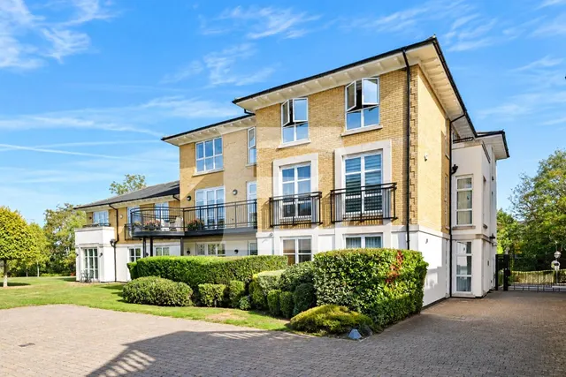St. Vincents Lane, Mill Hill, NW7, photo 1