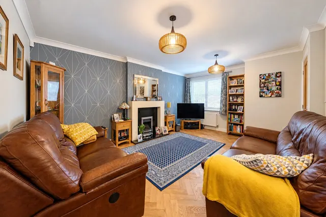 The Oval, Farsley, LS28, photo 2