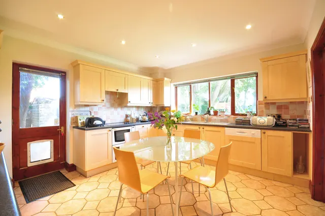 Fitzroy Avenue, Broadstairs, CT10, photo 3