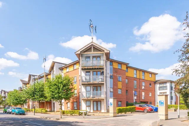 Flat 11, Innerd Court, 1 Clarke Close, Croydon, photo 1