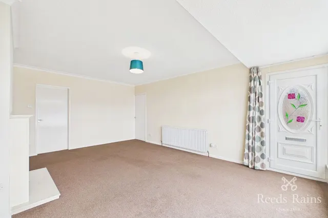 Woodkirk Avenue, Tingley, WF3, photo 3