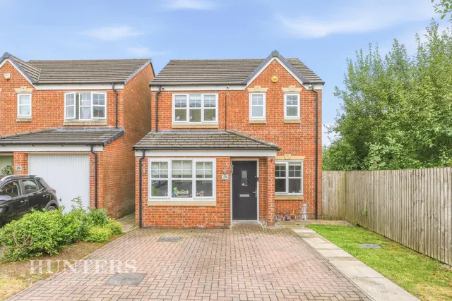 Mayflower Gardens, Wardle, OL12, photo 1