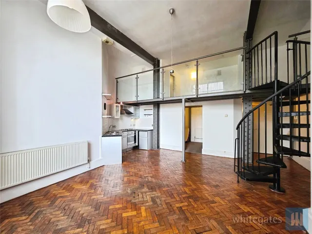 Bradford Road, Dewsbury, WF13, photo 2